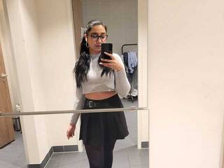 Erotski video chat JulietShy