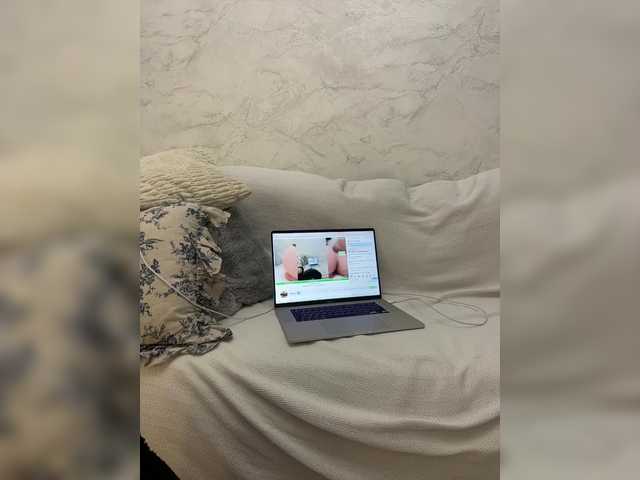 Emitiranje snimki zaslona LeilaPopy