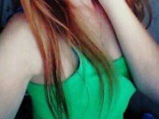 Erotski video chat kamaliyyaa