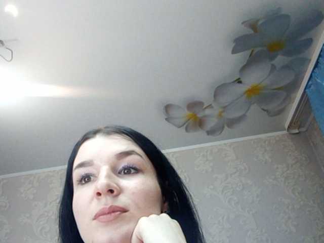Fotografije KamariMurphy Hey guys!:) Goal- #Dance #hot #pvt #c2c #fetish #feet #roleplay Tip to add at friendlist and for requests!