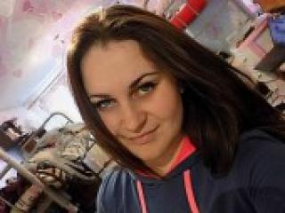 Erotski video chat kamelia1