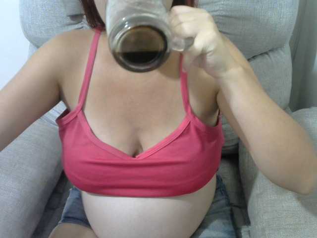 Fotografije Kamixsexx #squirt #milk #pregnant #analdeep #deeptrhoat #BDSM