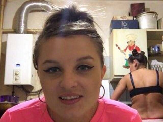 Emitiranje snimki zaslona SEX-THREESOME