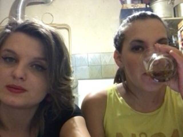 Emitiranje snimki zaslona SEX-THREESOME