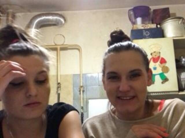 Emitiranje snimki zaslona SEX-THREESOME