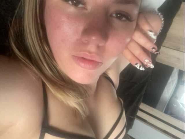 Emitiranje snimki zaslona Caroleila_07