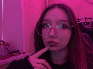 Erotski video chat KarolineZarro