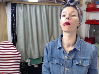 Erotski video chat kellysurfing