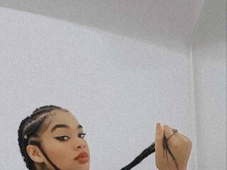 Erotski video chat KILLAEBONY