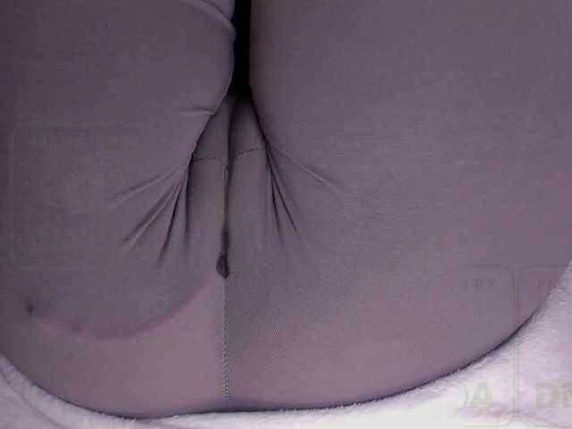 Fotografije Kira-Kell a very small spot, make it mega big#squirt #cuminpants #weet :money_flow :masturbating