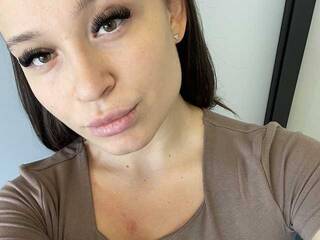 Erotski video chat kristinkasiii