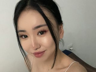 Erotski video chat korean-peach