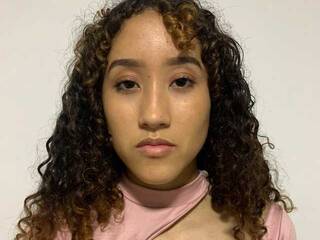 Erotski video chat KyleLloyd