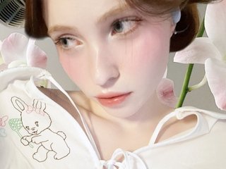 Erotski video chat l1ttle_p0ppy