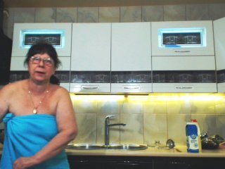 Emitiranje snimki zaslona LadyMature56