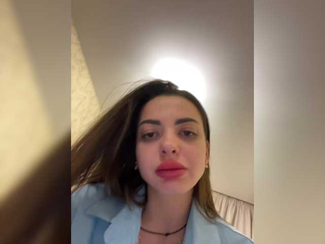 Emitiranje snimki zaslona Ladysex99