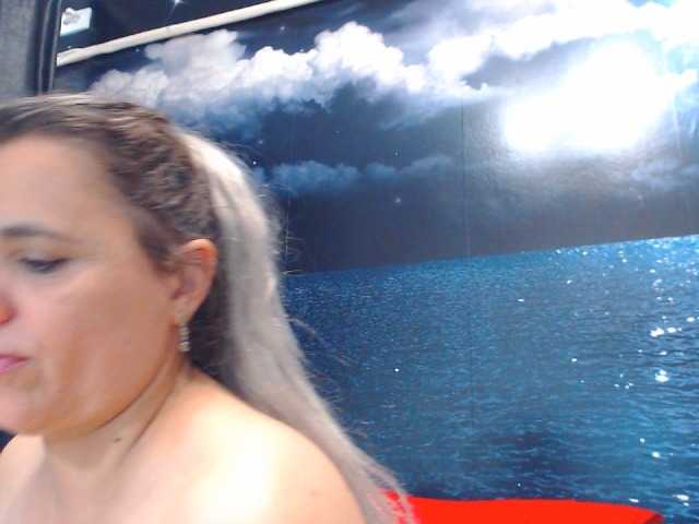 Fotografije ladysquirt11 MY DOMI IS ON CAN YOU MAKE MY PUSSY WET FOR YOU?:::))HAPPY DAY GUYS