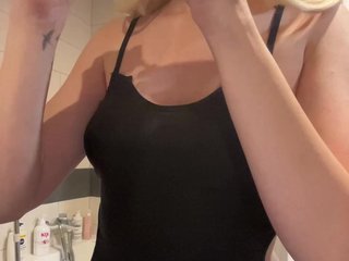 Erotski video chat LanaDL18