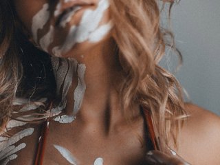 Erotski video chat LanaLeee