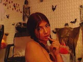 Erotski video chat tamaragomezz