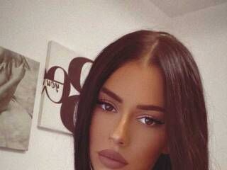 Erotski video chat LaraShaw