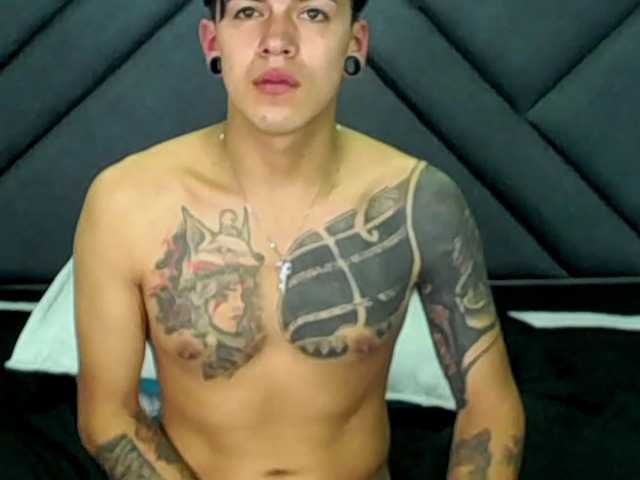 Emitiranje snimki zaslona LatinHorny69