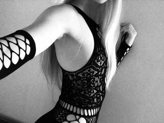 Erotski video chat laura11bone