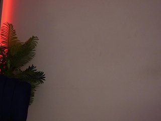 Erotski video chat LeahSauvage