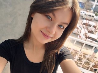 Erotski video chat LeonEveret