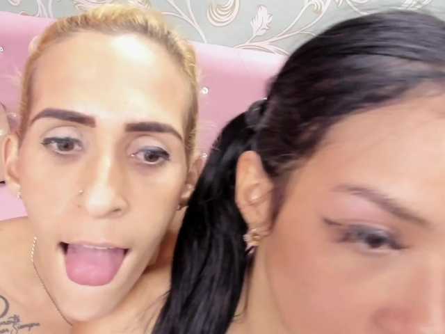 Emitiranje snimki zaslona LesbiansTasty