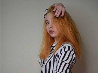 Erotski video chat LessiFox