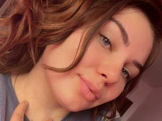 Erotski video chat LidaXLoves