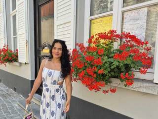 Erotski video chat Liliana99