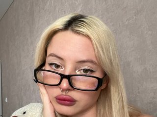 Erotski video chat LillyEll