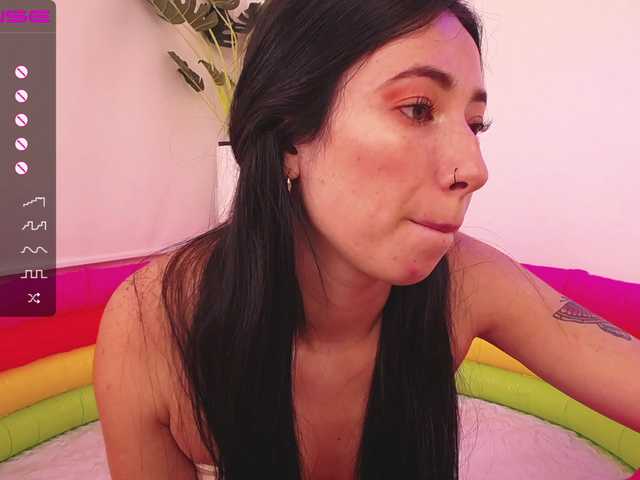 Fotografije Lily-Evanss ლ(´ڡ`ლ) the best throat you'll see ♥ - Goal is : deepThroat #deepthroat #latina #squirt #colombia #bigass
