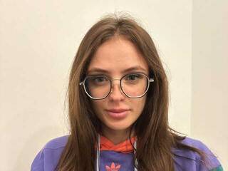 Erotski video chat Lily054