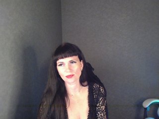 Erotski video chat LindaElosiMilf