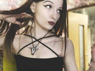 Erotski video chat Lindsay-Evans