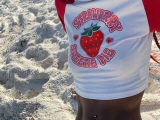 Erotski video chat LittleMisscharming