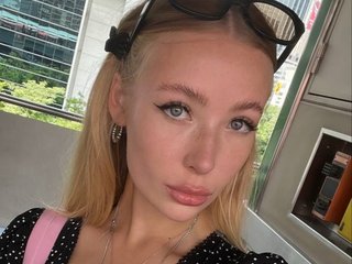 Erotski video chat lizzyMeoww