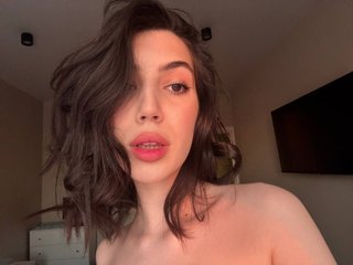 Erotski video chat LolaTeaseX