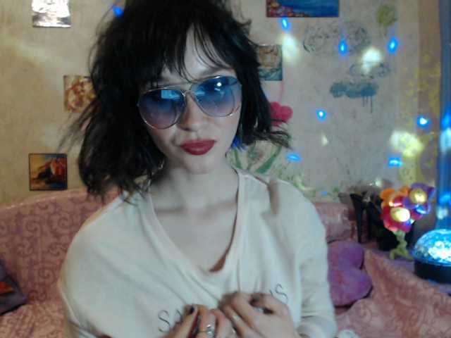 Fotografije StoneAngel More interesting in privasy chats! Put Love for me!