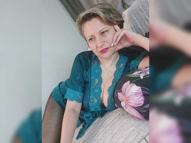 Emitiranje snimki zaslona LoveSuperGerl
