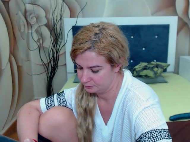 Emitiranje snimki zaslona LuanaSummeryX