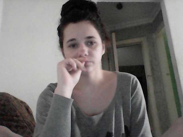 Emitiranje snimki zaslona LucyAnDay