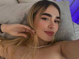 Erotski video chat LucyVega