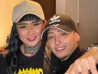 Erotski video chat LucyyTiago