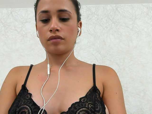 Fotografije LuisaTrujillo Hello Guys, Today I Just Wanna Feel Free to do Whatever Your Wishes are and of Course Become Them True/ Pvt/Pm is Open, Make me Cum at GOAL