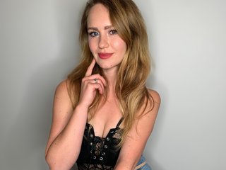 Erotski video chat LyraAngelic