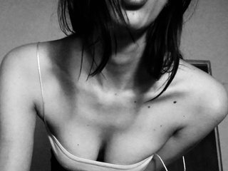 Erotski video chat MadameLia